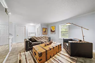 8289 Kingsbrook Rd, Houston, TX 77024 - Photo 7
