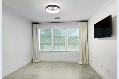 410 E 33rd Street, Houston, TX 77018 - Photo 21