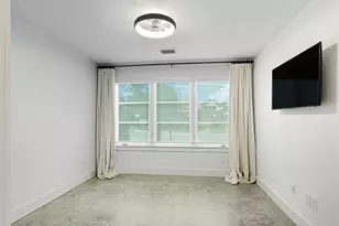 410 E 33rd St, Houston, TX 77018 - Photo 21