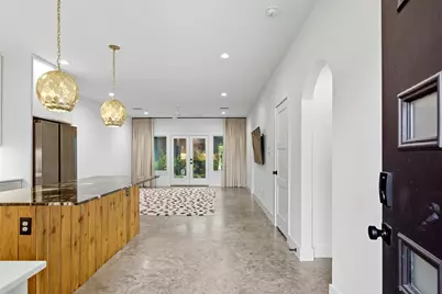 410 E 33rd Street, Houston, TX 77018 - Photo 3