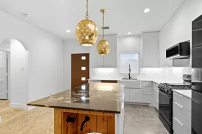 410 E 33rd Street, Houston, TX 77018 - Photo 7