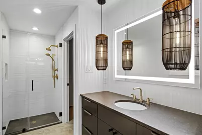 410 E 33rd Street, Houston, TX 77018 - Photo 17