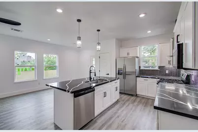 6531 Rosemary Lane #B, Houston, TX 77016 - Photo 7