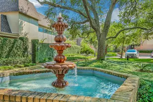 15607 Memorial Dr, Houston, TX 77079 - Photo 45