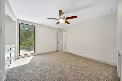 15607 Memorial Drive, Houston, TX 77079 - Photo 31