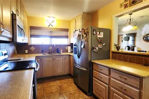 1735 W 10th St, Freeport, TX 77541 - Photo 11