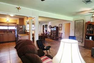 1735 W 10th St, Freeport, TX 77541 - Photo 7