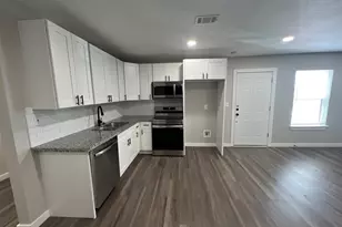 7317 Briefway 1/2 St, Houston, TX 77087 - Photo 1