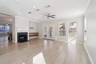 16546 Cypress Thicket Dr, Cypress, TX 77429 - Photo 5