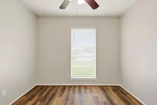 15119 Bathurst Dr, Houston, TX 77053 - Photo 19