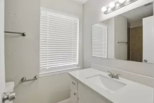15119 Bathurst Dr, Houston, TX 77053 - Photo 25