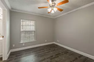 164 Varsity Dr, Huntsville, TX 77340 - Photo 25