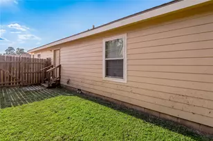 164 Varsity Dr, Huntsville, TX 77340 - Photo 33