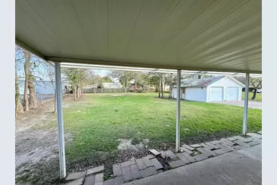 1401 Ordway Street, Port Neches, TX 77651 - Photo 9