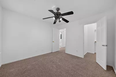 130 S Walden Elms Circle, The Woodlands, TX 77382 - Photo 27