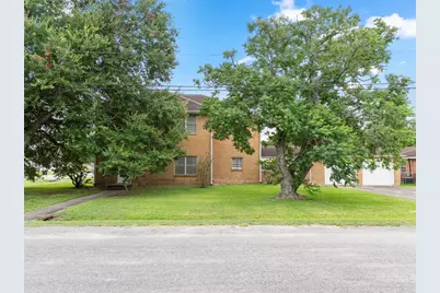 1720 Elm Street, Bay City, TX 77414 - Photo 1