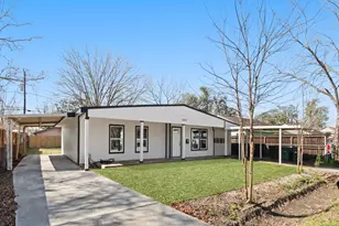 11213 Bannister Ln, Houston, TX 77076 - Photo 1