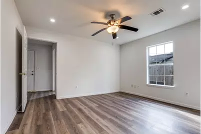 1749 Des Jardines Street, Houston, TX 77023 - Photo 15