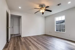 1749 Des Jardines St, Houston, TX 77023 - Photo 15