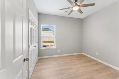 5125 Jezebel #A, Houston, TX 77033 - Photo 15