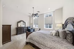 914 Main St, Houston, TX 77002 - Photo 17