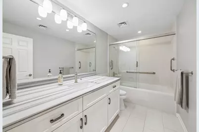 15 Greenway Plaza #10E, Houston, TX 77046 - Photo 19