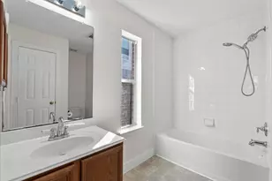 8004 Fallen Oak Ln, Texas City, TX 77591 - Photo 19