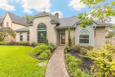 5622 Woodland Creek Drive, Houston, TX 77345 - Photo 3