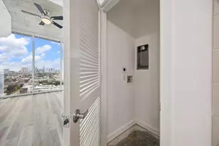 5925 Almeda Rd, Houston, TX 77004 - Photo 23
