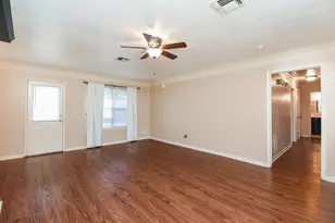 2014 Jones St, Rosenberg, TX 77471 - Photo 7