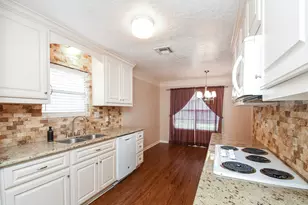 2014 Jones St, Rosenberg, TX 77471 - Photo 17