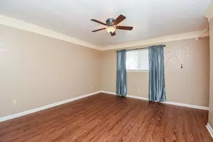 2014 Jones St, Rosenberg, TX 77471 - Photo 21