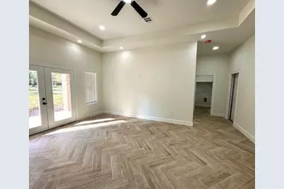 107 County Road 3372, Cleveland, TX 77327 - Photo 9
