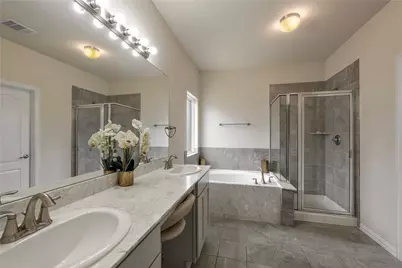 9922 Pine Forest Court, Baytown, TX 77521 - Photo 15