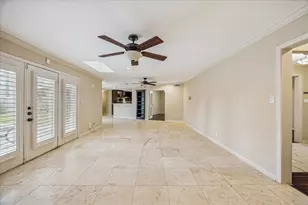 9106 Riddlewood Ln, Houston, TX 77025 - Photo 7