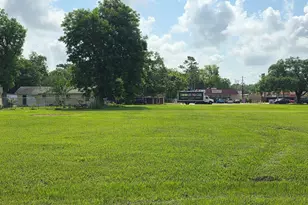 3205 Ave E 1, Bay City, TX 77414 - Photo 7