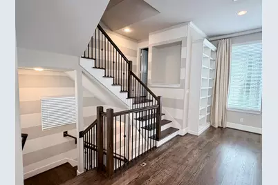 5528E Cornish Street, Houston, TX 77007 - Photo 9