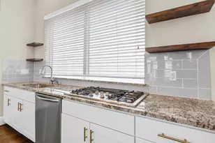 5528E Cornish St, Houston, TX 77007 - Photo 15