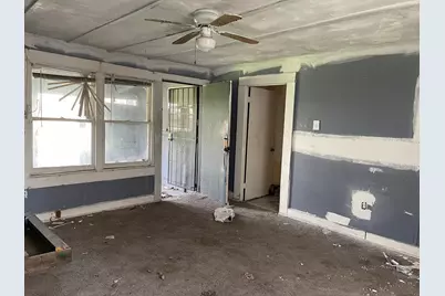 2122 W Little York Road, Houston, TX 77091 - Photo 13