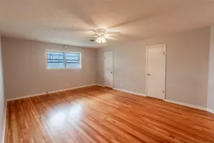 409 W Buffalo St, Caldwell, TX 77836 - Photo 13