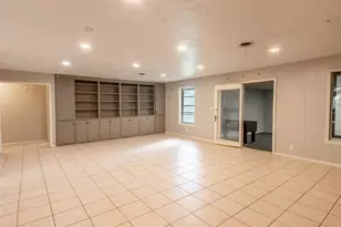 409 W Buffalo St, Caldwell, TX 77836 - Photo 11