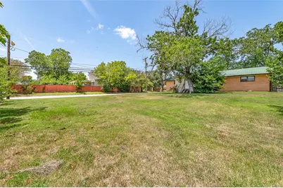 409 W Buffalo Street, Caldwell, TX 77836 - Photo 21