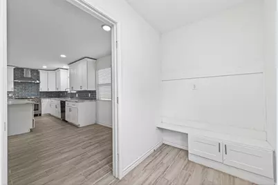 11107 Cedarhurst Drive, Houston, TX 77096 - Photo 19