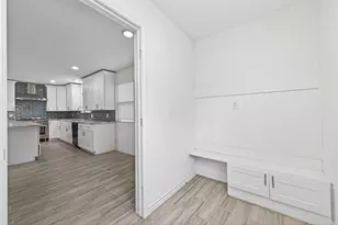 11107 Cedarhurst Dr, Houston, TX 77096 - Photo 19