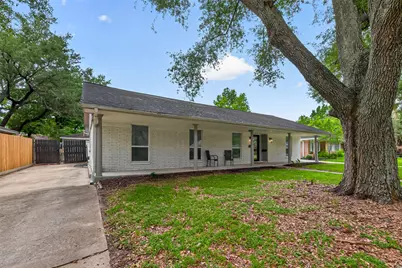 11107 Cedarhurst Drive, Houston, TX 77096 - Photo 41