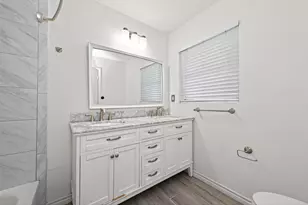 11107 Cedarhurst Dr, Houston, TX 77096 - Photo 29