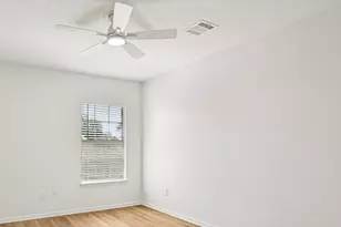 1808 N Mission Cir, Friendswood, TX 77546 - Photo 45