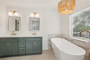 1808 N Mission Cir, Friendswood, TX 77546 - Photo 29