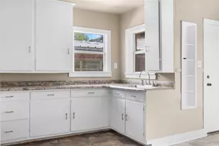 703 Cedar St, Hearne, TX 77859 - Photo 7