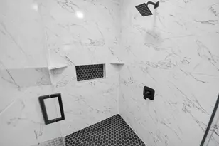 6314 Silver Chalice Dr, Houston, TX 77088 - Photo 31